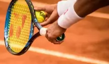Tenis